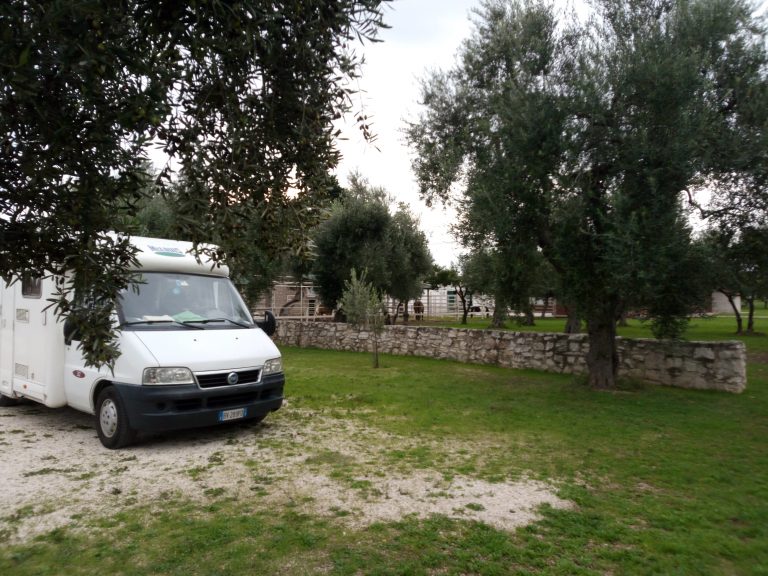 Formula “camper stop”: itinerante e conveniente