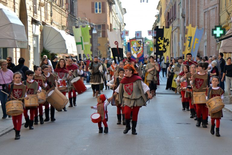 Prima FESTA DEL PARCO DEL VALLATO a Jesi (AN)