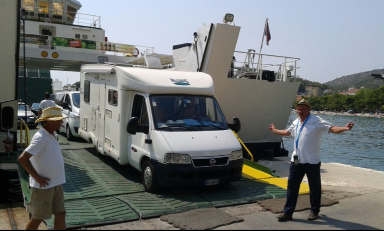 Traghettare in camper: 10 regole