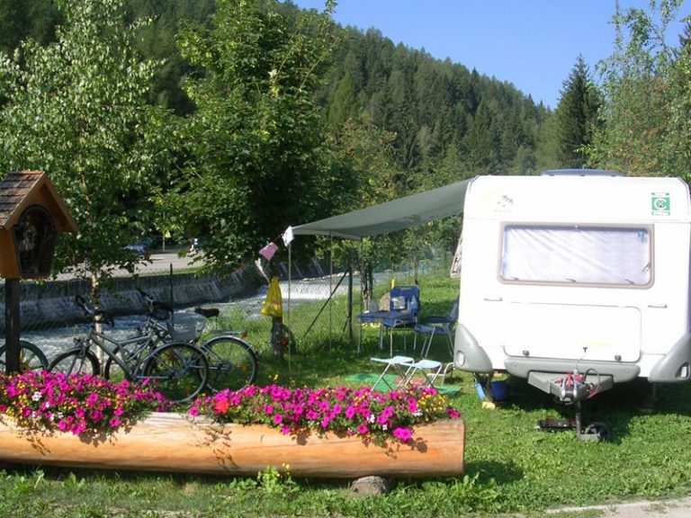 Camping Cevedale in Val di Sole (Trentino): tutta la famiglia al completo