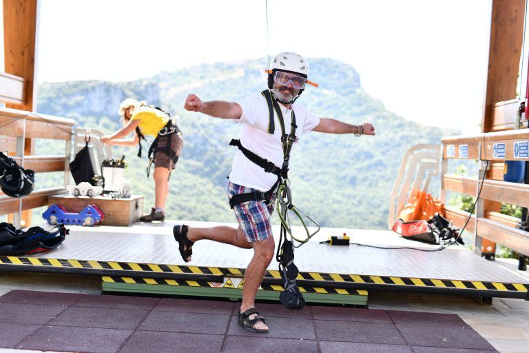 Zip Line in Italia, in camper