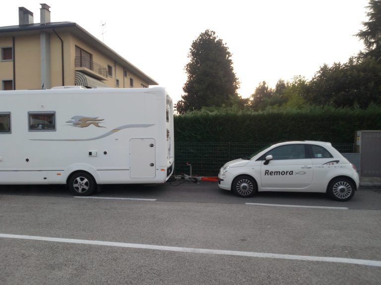 Prodotto e certificato il sistema Remora, permette di agganciare l’auto al camper