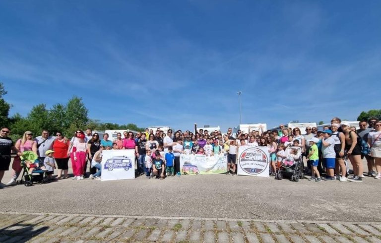 A MAGICLAND TORNA “FAMIGLIE IN CAMPER”