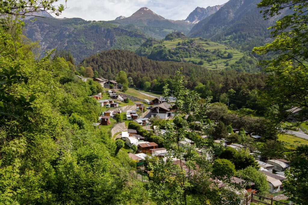 Camping La Grolla: la Val d'Aosta tutto l'anno - liberaMente...incamper