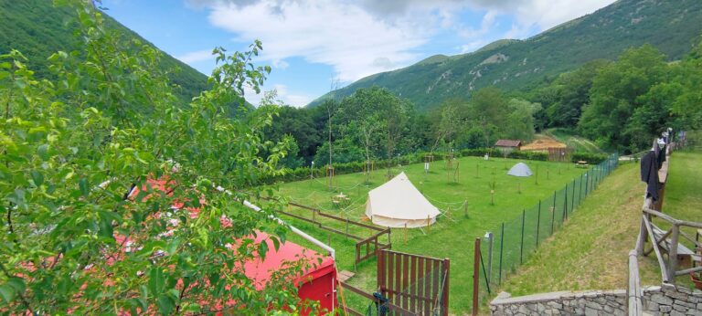 Base Camp 1070: il campeggio più alto delle Marche