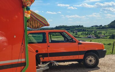 🌋 TRA VIGNE BASALTICHE, MEZZI VINTAGE E CIELI STELLATI: IL TOUR CHE TI FA REINVENTARE IL VIAGGIO EN PLEIN AIR 🗺️ U’ESTATE ITALIANA TOUR 5